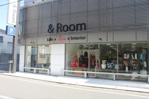 ＆Room